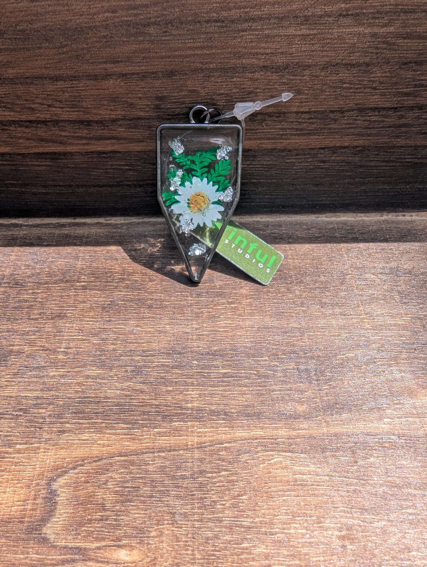 Floral inclusion pendants