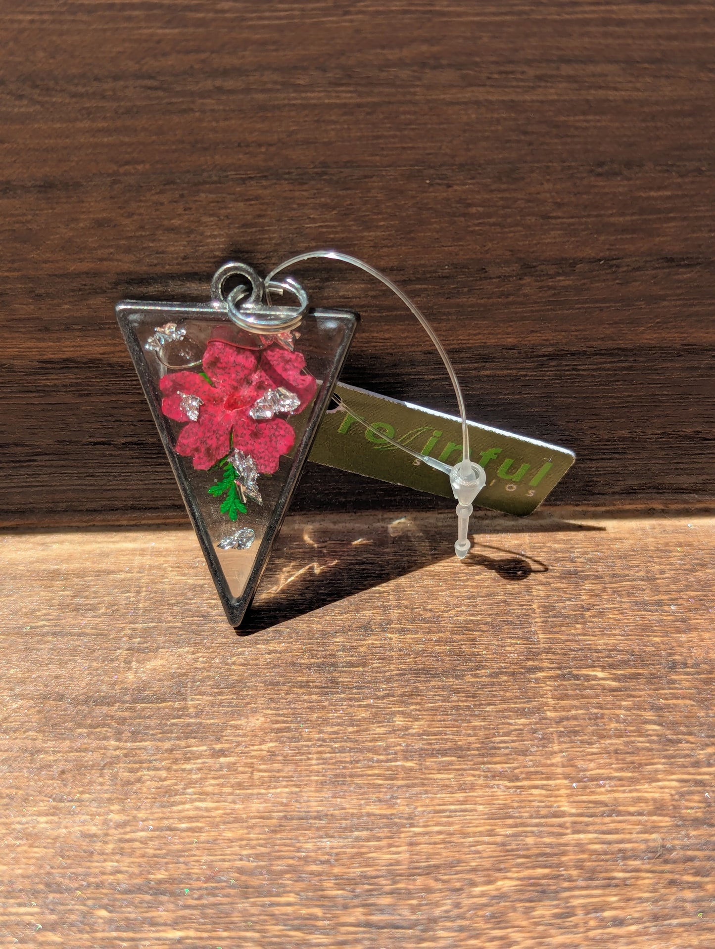 Floral inclusion pendants