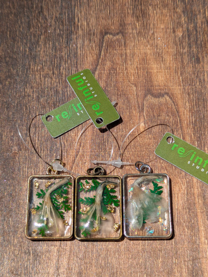 Floral inclusion pendants